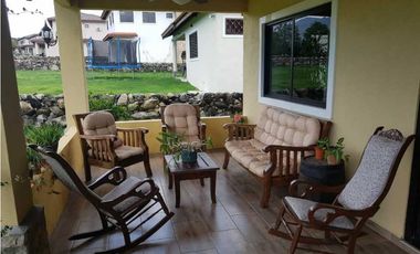 VENDO CASA DE 3HAB Y 1127M2 EN LOS MOLINOS