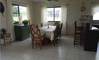 VENDO CASA DE 3HAB Y 1127M2 EN LOS MOLINOS