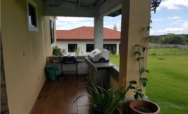 VENDO CASA DE 3HAB Y 1127M2 EN LOS MOLINOS