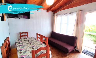 Cabañas con vista al mar, a 2 cuadras de Playa Pozo azul.