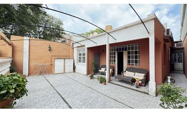 VENTA CASA 3 DORMITORIOS PATIO CON PISCINA Y QUINCHO