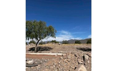 VENTA LOTE CON PROYECTO DE HERMOSA CASA- B° PRIVADO DALVIAN, MZA