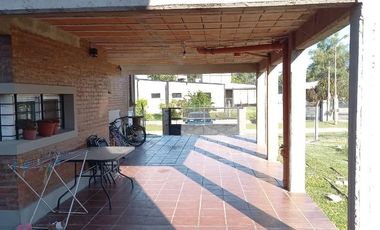 CASA EN RUTA 1 KM 7,5 LOMAS DE SAN JOSE ( RINCON)