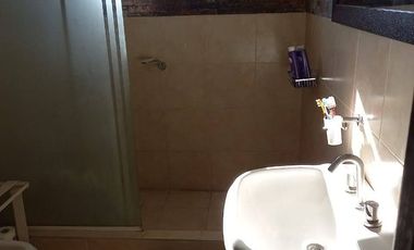CASA EN RUTA 1 KM 7,5 LOMAS DE SAN JOSE ( RINCON)