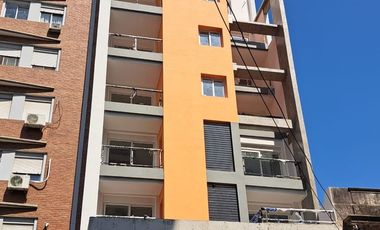 VENTA COCHERA CUBIERTA <>EDIFICIO URQUIZA NATURAL