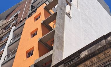 VENTA COCHERA CUBIERTA <>EDIFICIO URQUIZA NATURAL