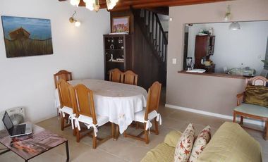 DEPARTAMENTO TIPO DÚPLEX Fte. al MAR c/ Monoamb. | VILLA GESELL | Cod.0806
