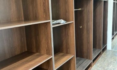 Casa en alquiler de 6 ambientes c/ garage, pileta y vista golf en Canning