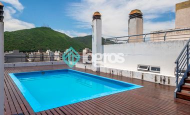 Departamento en venta de 3 dormitorios con cochera en Macrocentro