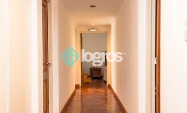 Departamento en venta de 3 dormitorios con cochera en Macrocentro