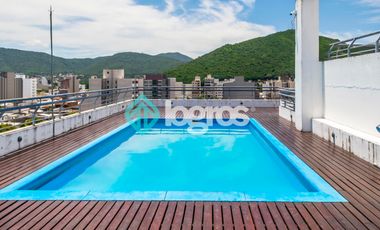 Departamento en venta de 3 dormitorios con cochera en Macrocentro