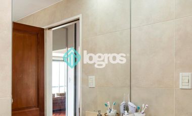 Departamento en venta de 3 dormitorios con cochera en Macrocentro