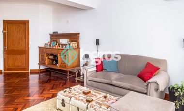 Departamento en venta de 3 dormitorios con cochera en Macrocentro