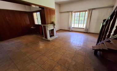 CASA 5 AMBIENTES VENTA LOMAS DE ZAMORA LOTE 17x47