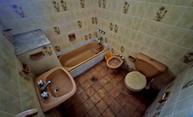 CASA 5 AMBIENTES VENTA LOMAS DE ZAMORA LOTE 17x47