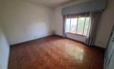 CASA 5 AMBIENTES VENTA LOMAS DE ZAMORA LOTE 17x47