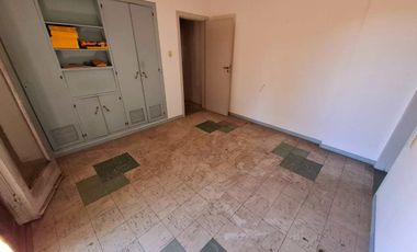 CASA 5 AMBIENTES VENTA LOMAS DE ZAMORA LOTE 17x47
