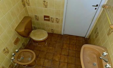 CASA 5 AMBIENTES VENTA LOMAS DE ZAMORA LOTE 17x47