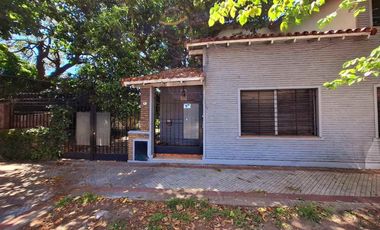 CASA 5 AMBIENTES VENTA LOMAS DE ZAMORA LOTE 17x47