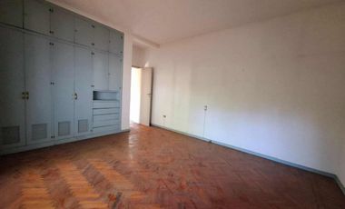 CASA 5 AMBIENTES VENTA LOMAS DE ZAMORA LOTE 17x47