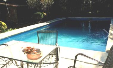 CASA 5 AMBIENTES ING. MASCHWITZ BARRIO GREEN HILLS