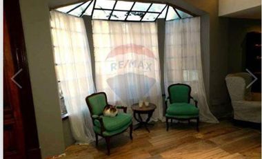CASA 5 AMBIENTES ING. MASCHWITZ BARRIO GREEN HILLS