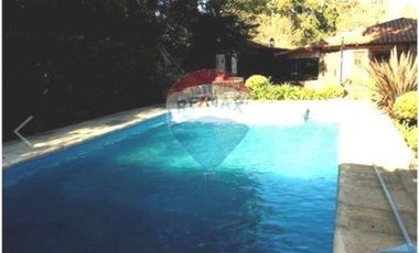 CASA 5 AMBIENTES ING. MASCHWITZ BARRIO GREEN HILLS