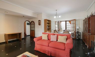 Venta Casa 4 ambientes en Mataderos