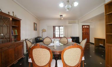 Venta Casa 4 ambientes en Mataderos