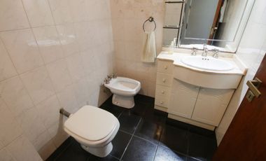 Venta Casa 4 ambientes en Mataderos