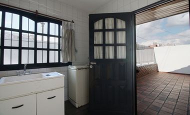 Venta Casa 4 ambientes en Mataderos