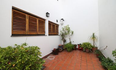 Venta Casa 4 ambientes en Mataderos