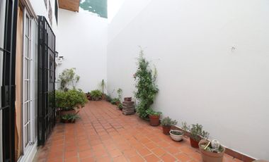 Venta Casa 4 ambientes en Mataderos
