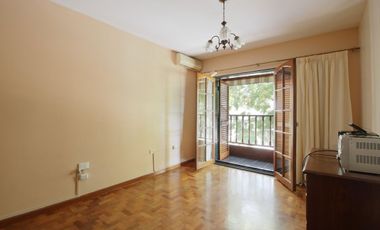 Venta Casa 4 ambientes en Mataderos