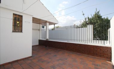 Venta Casa 4 ambientes en Mataderos