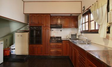 Venta Casa 4 ambientes en Mataderos