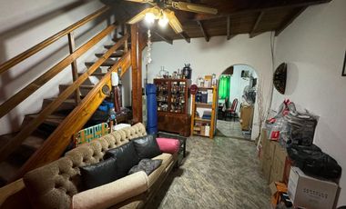 Venta casa 3 ambientes con patio lavadero Quilmes