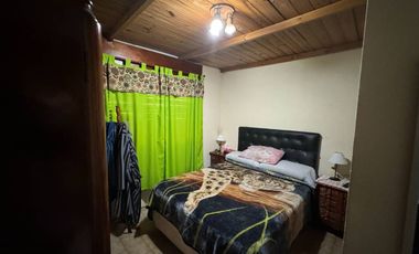 Venta casa 3 ambientes con patio lavadero Quilmes