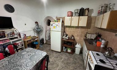 Venta casa 3 ambientes con patio lavadero Quilmes
