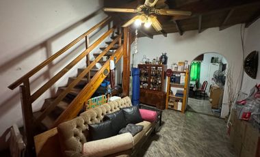Venta casa 3 ambientes con patio lavadero Quilmes