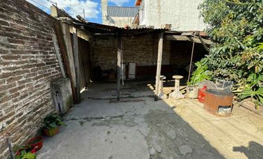 Venta casa 3 ambientes con patio lavadero Quilmes