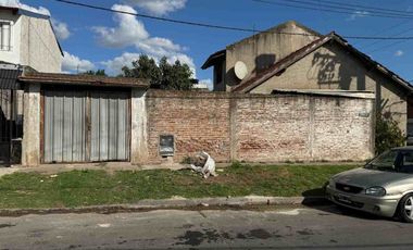 Venta casa 3 ambientes con patio lavadero Quilmes