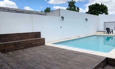 VENTA CASA 4 AMBIENTES MORON PILETA QUINCHO COCHER