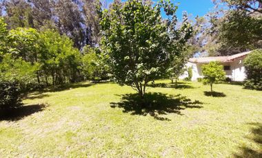 Venta casa 4 ambientes y amplio parque Copacabana