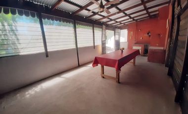 Venta casa 4 ambientes y amplio parque Copacabana