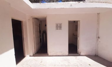Venta casa 4 ambientes y amplio parque Copacabana
