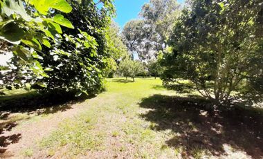 Venta casa 4 ambientes y amplio parque Copacabana