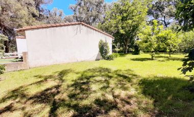 Venta casa 4 ambientes y amplio parque Copacabana