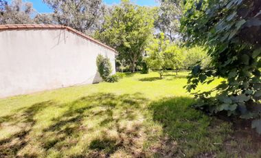 Venta casa 4 ambientes y amplio parque Copacabana