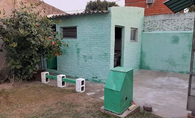 VENTA CASA GARIN 4 AMBIENTES COC-PERMUTA